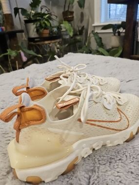 Nike Beige and Orange React-Style Sneakers Size 9.5